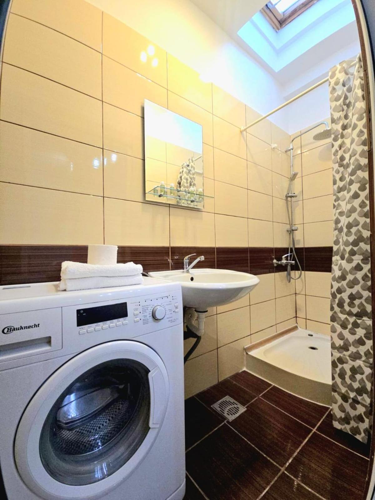 Casa Bia Apartment Brasov Bagian luar foto